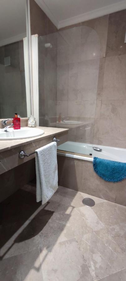 Apartamentos Serrallo, Parking Gratuito Y Cocina, Alhambra Y Playa Grenada Zewnętrze zdjęcie
